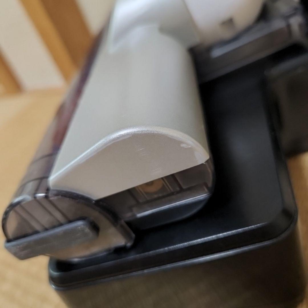 アイリスオーヤマ 充電式サイクロンスティッククリーナー SCD-120P