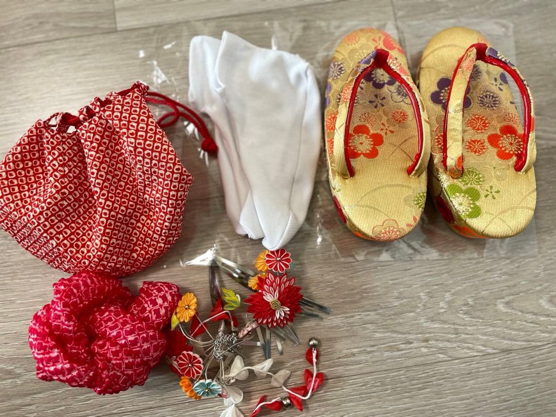 七五三　3歳　女の子　フルセット　一式　赤系　鶴　正絹