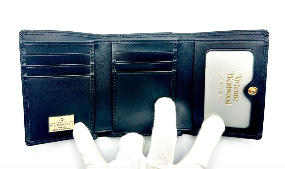 【♡新品✦人気♡】Vivienne Westwood 三つ折り財布 ブラック/黒