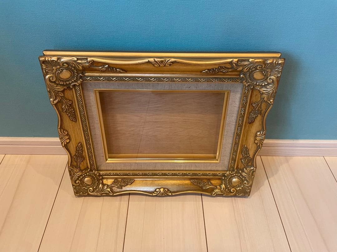 ゴールド色彩額縁（アンティーク風）絵画用　外形約30.0cm×約36.5cm