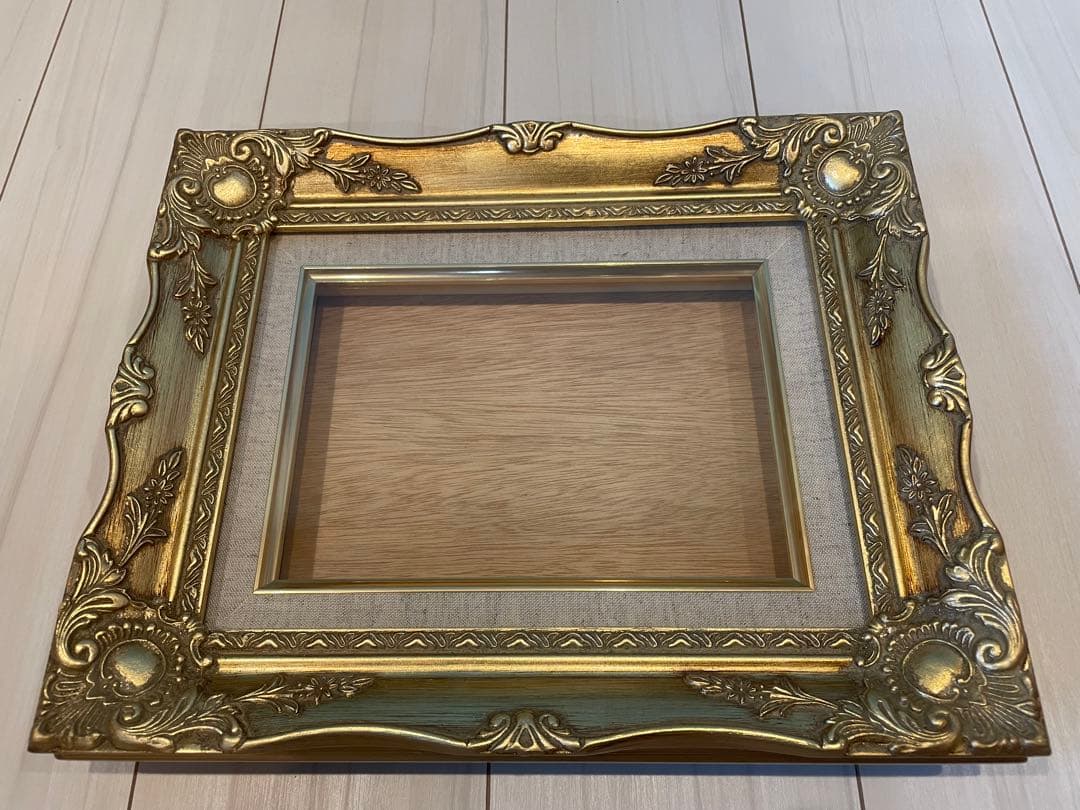 ゴールド色彩額縁（アンティーク風）絵画用　外形約30.0cm×約36.5cm