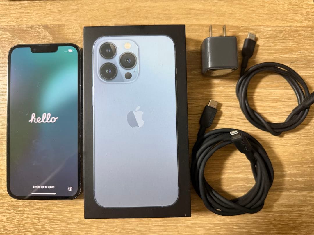 Apple iPhone 13 Pro 1TBシエラブルー SIMフリー