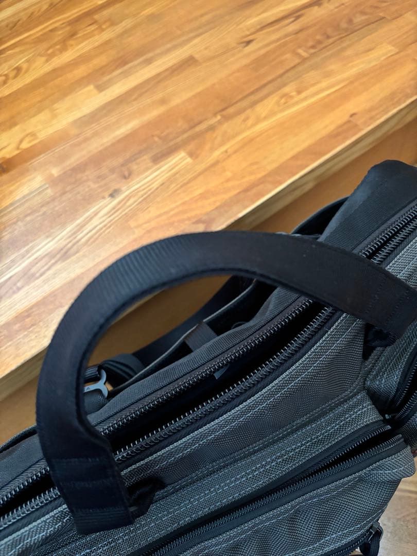 ブリーフィング A4 LINER 2WAY スティール