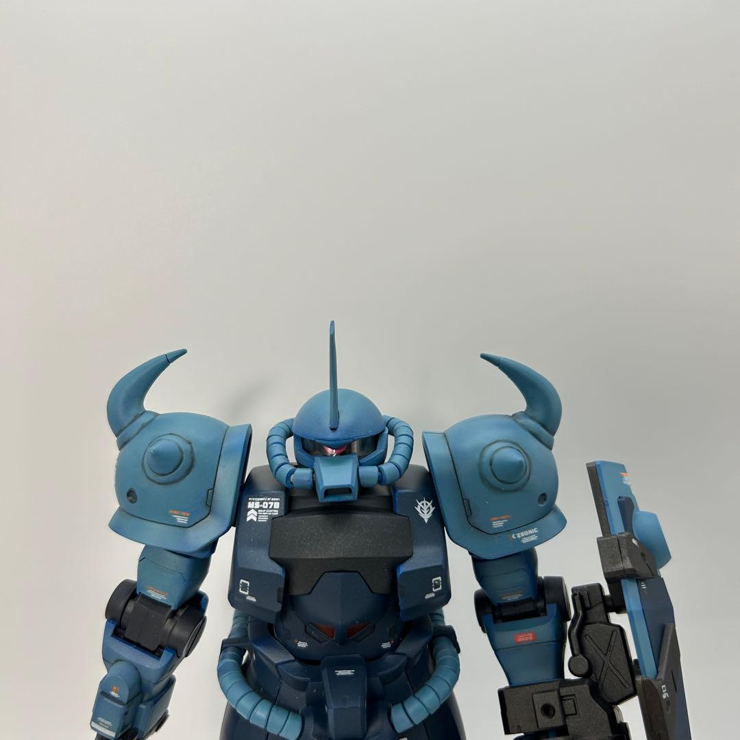 グフカスタム（MG）ガンプラ　完成品