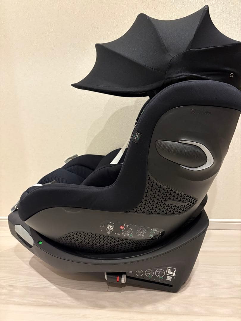 サイベックスシローナGi i-Size チャイルドシート