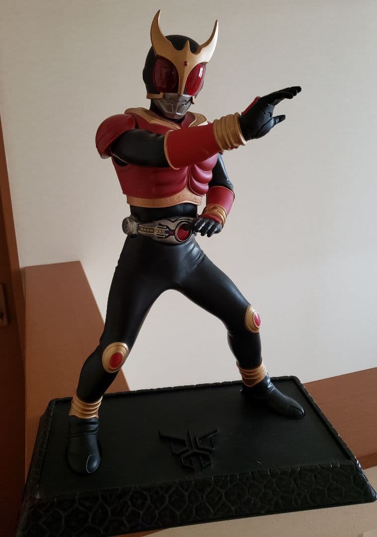 仮面ライダークウガ　京本コレクション(中古)+コレクションボックス(名刺欠品)