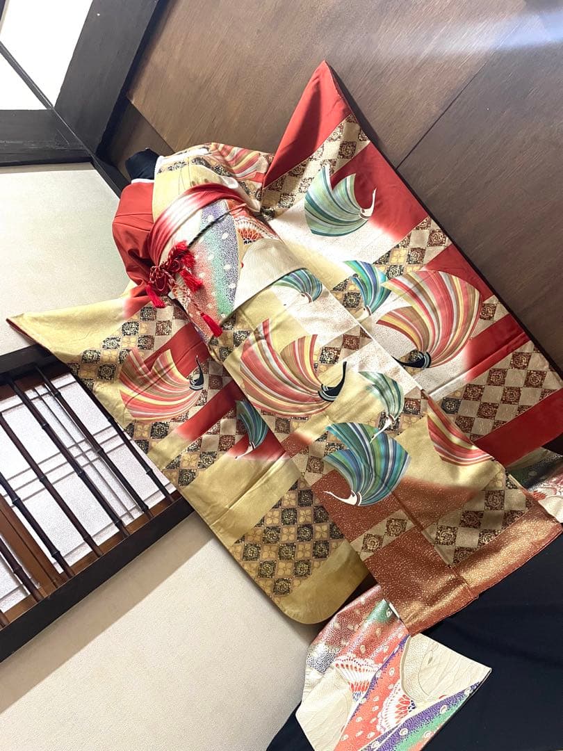 振袖フルセット6点サイズM〜Ｌ飛鶴菱花文　暈し染め　金銀彩　正絹