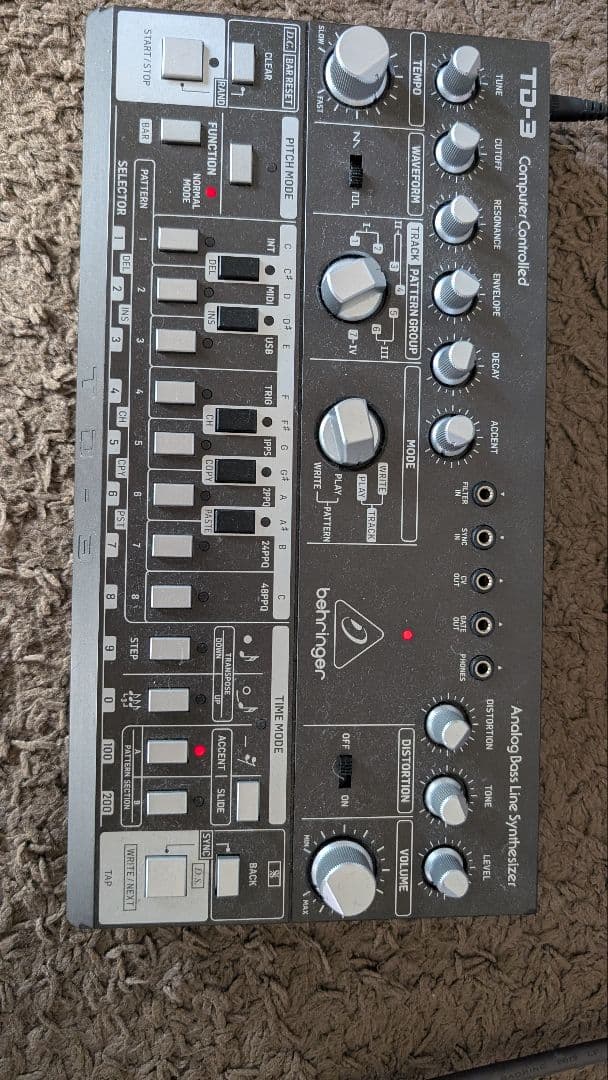 DTM・DAW BEHRINGER TD-3-BK