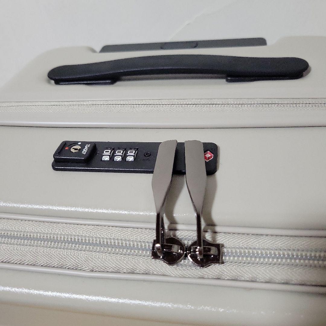 スカイナビゲーター　スーツケース