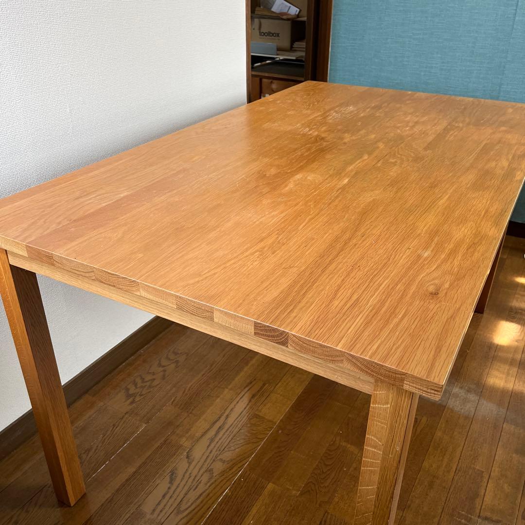 無印　無垢材ダイニングテーブルオーク材　140×80高さ72cm表面ウレタン塗装