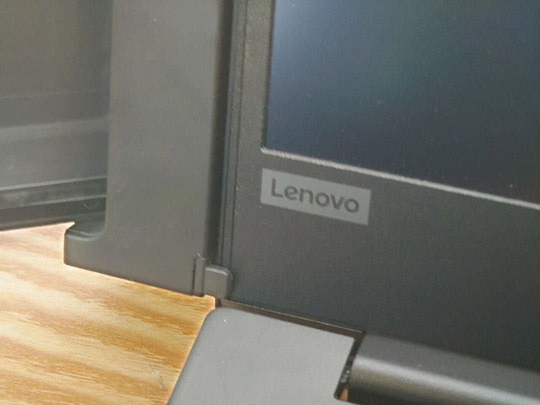 JAPANNEXT モバイルモニター 3画面 対応13.3インチ