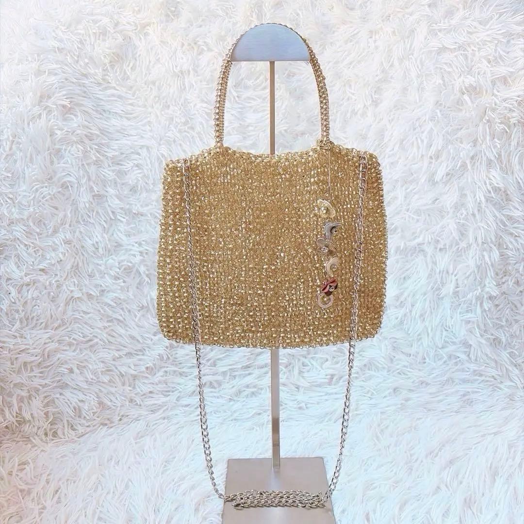 アンテプリマ　スクエアミディアム　シャンパンゴールド　チェーン　チャーム付き