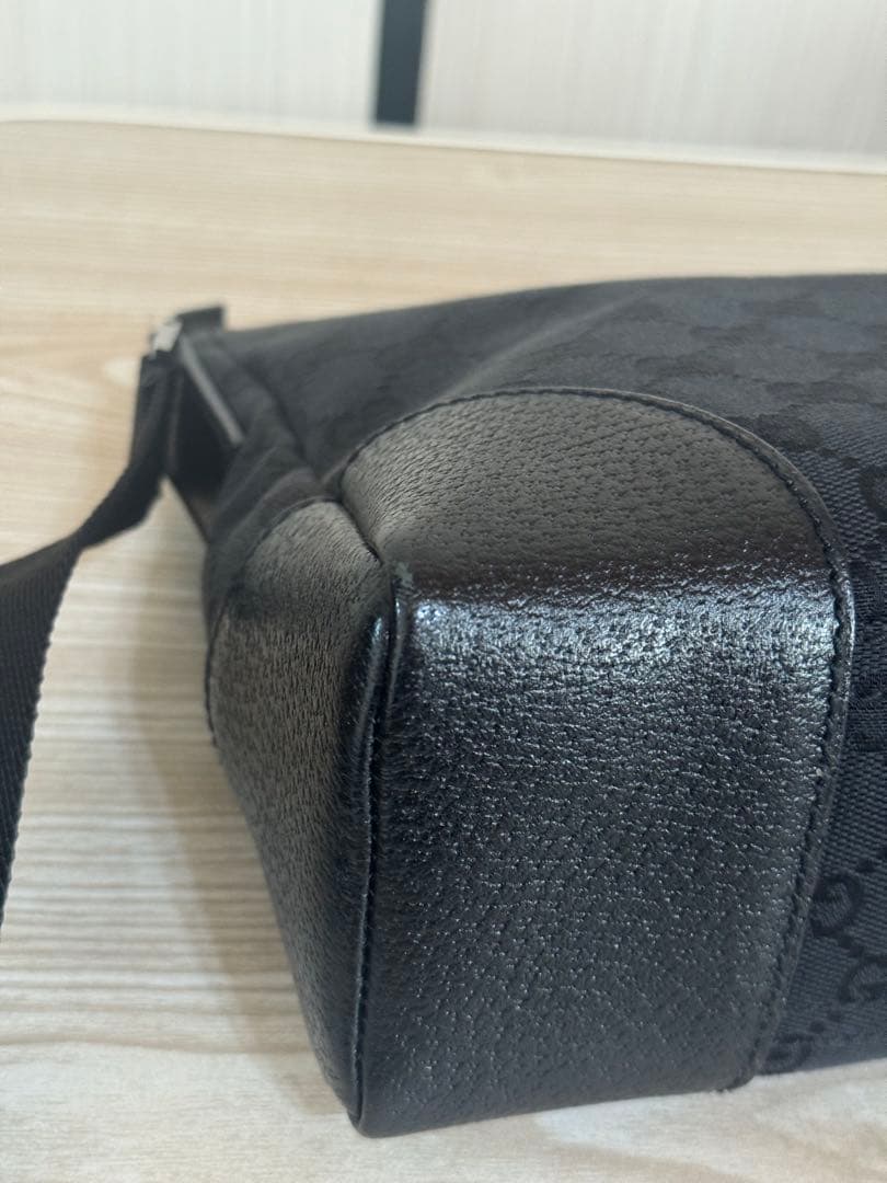 Gucci ショルダーバッグ　美品