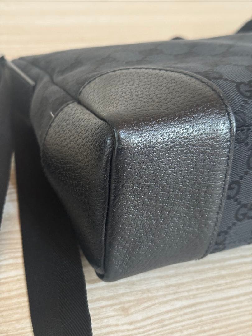 Gucci ショルダーバッグ　美品