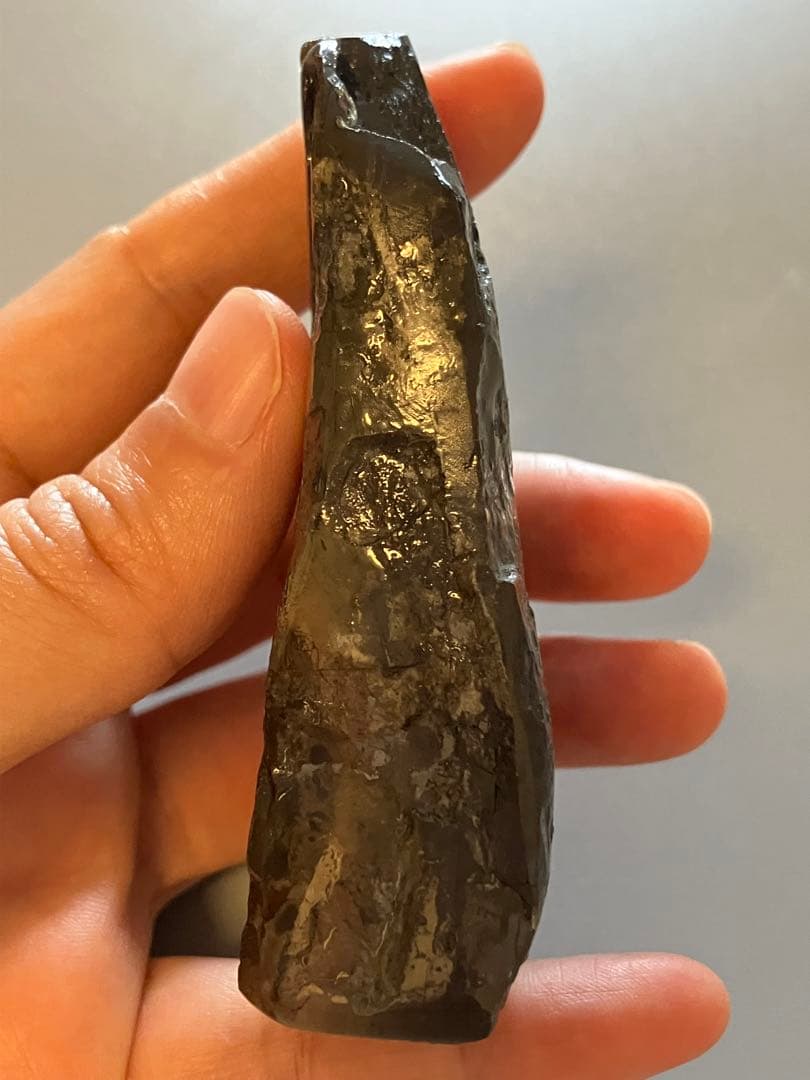 カナダ産　アンモライト　化石　原石　幅8.5cm 箱付き