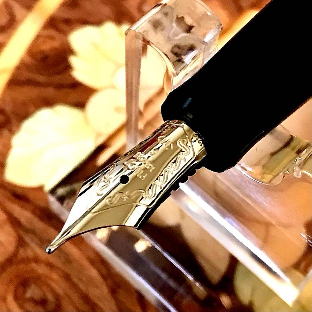 ☆ほぼ新品☆パイロット万年筆の原点☆素晴らしいパイロットカスタム74(M)