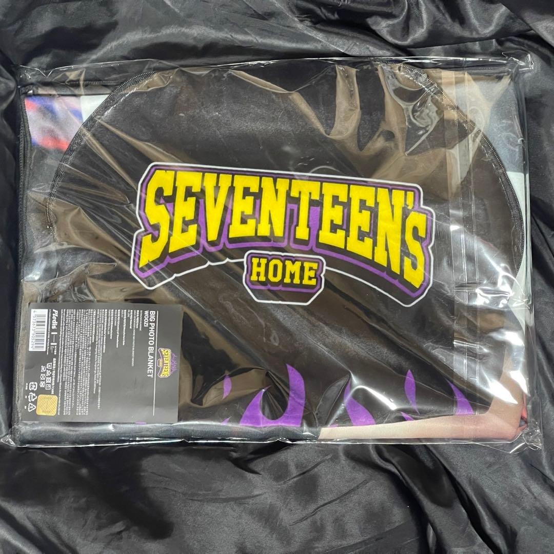 SEVENTEEN's  ビッグフォトブランケット　ウジ