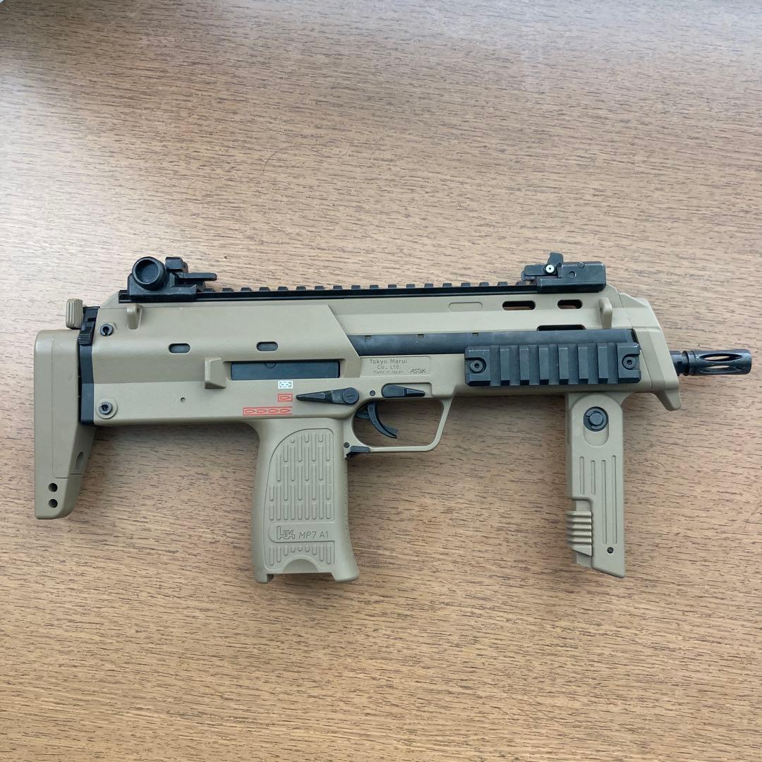 エアガン　作動未確認　付属品なし　ジャンク