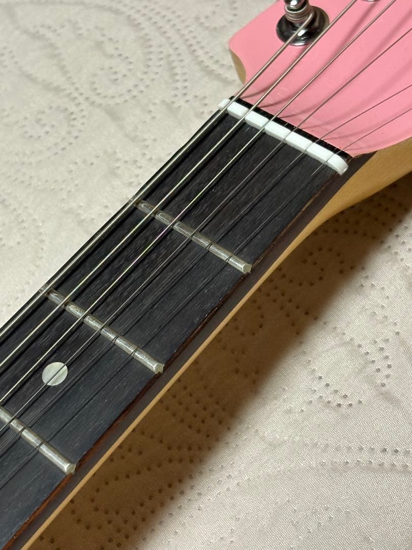 超美品 フェルナンデス ZO-3 エレキギター ピンク ソフトケース付き