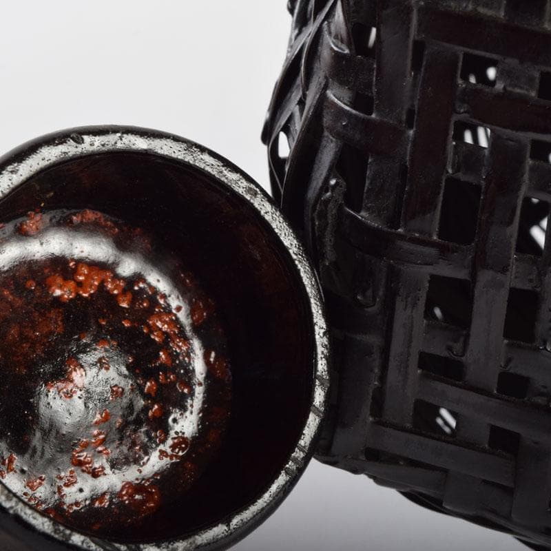 茶道具　篭師　和田麟之作　小猿花入　共箱　C　9123