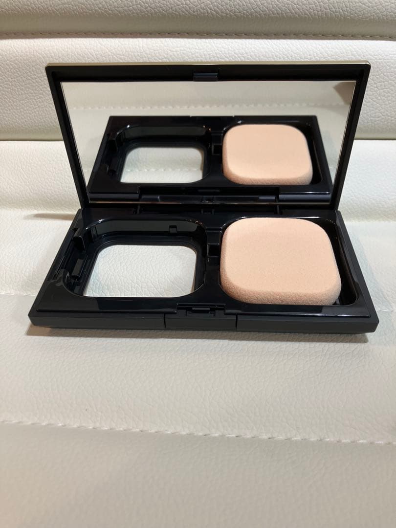 アルビオンエクシア　アンテリサンスエマルジョンファンデーションNA201