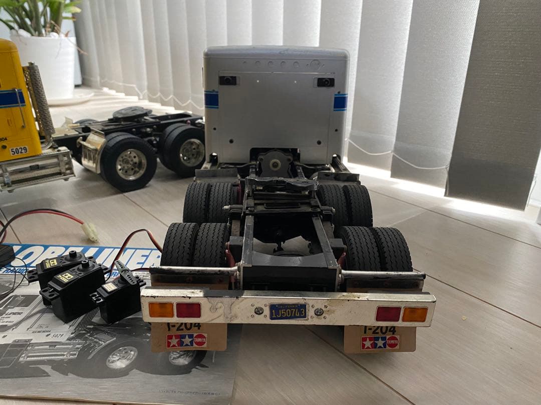 タミヤRC1/14 グローブライナーフラットヘッド6×4 3速ギアボックス搭載