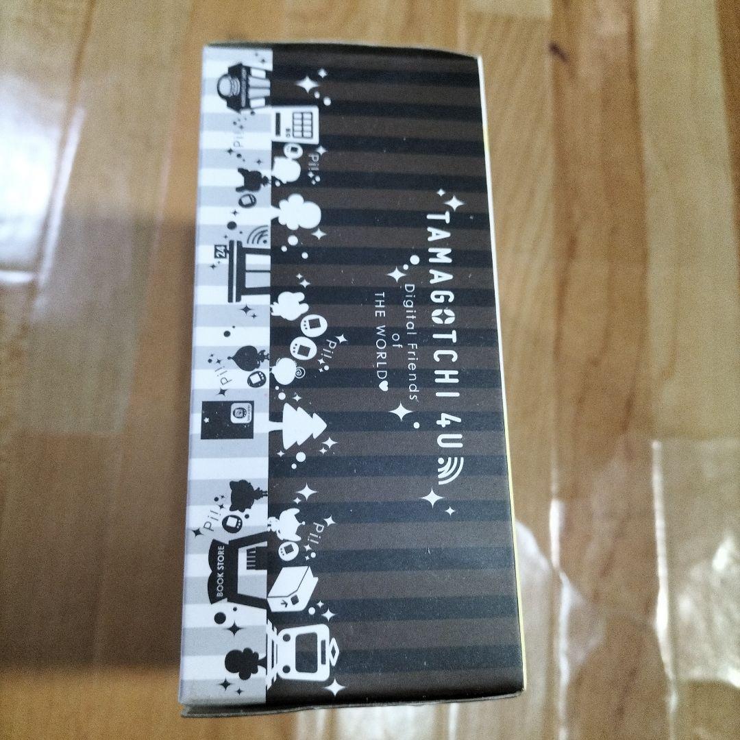 TAMAGOTCHI 4U ホワイト