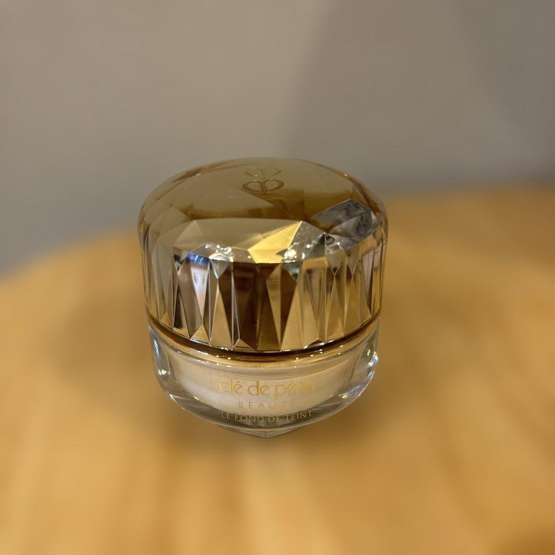 クレ・ド・ポー ボーテ(ル・フォンドゥタンn オークル10)