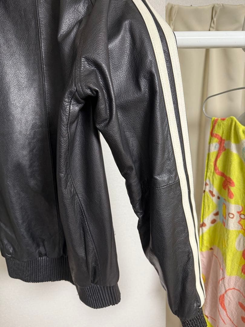 美品　AVIREX ラムレザー トラックジャケット