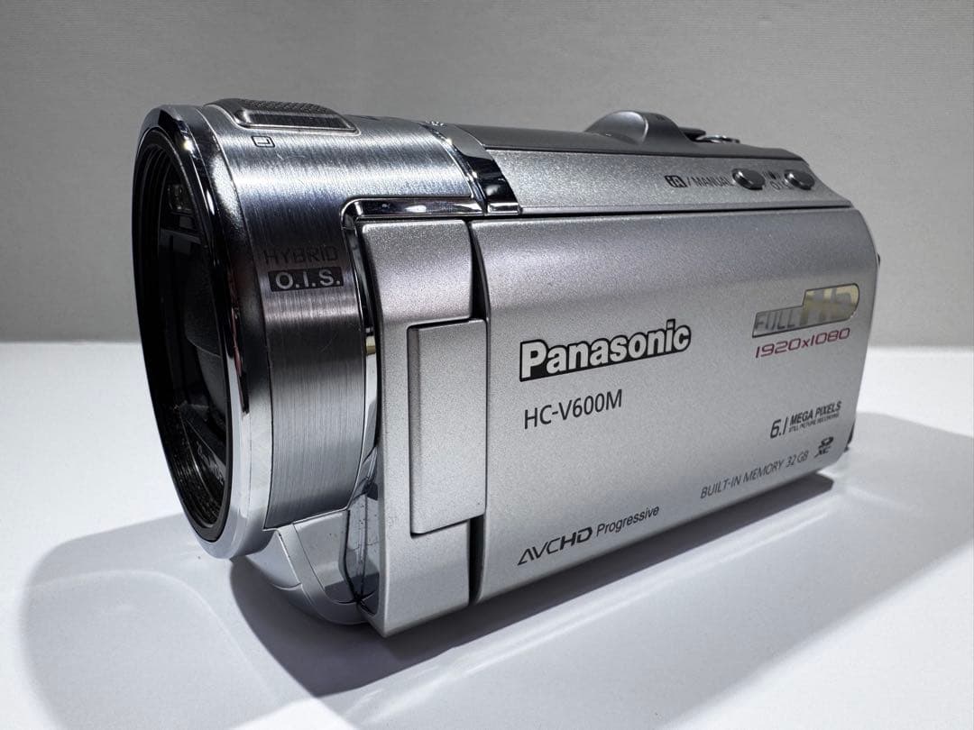 Panasonic HC-V600M バッテリー２個付き