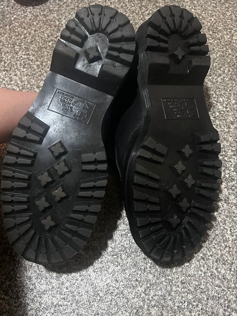 ドクターマーチン　ZEFFIR 3I UK6