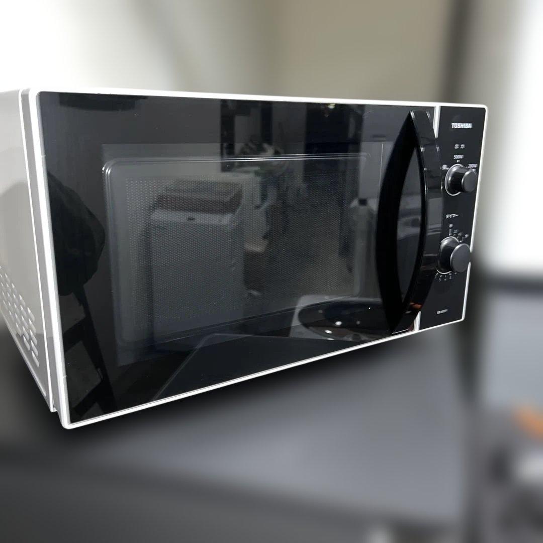 ⭐︎ほぼ新品/TOSHIBA電子レンジフラット ホワイト ER-M17Y(W)