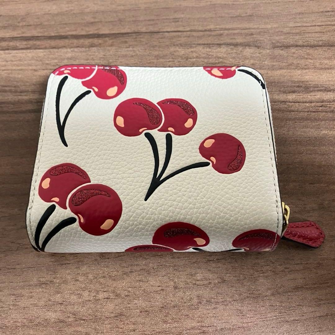 COACH ビルフォールド ウォレット チェリー さくらんぼ