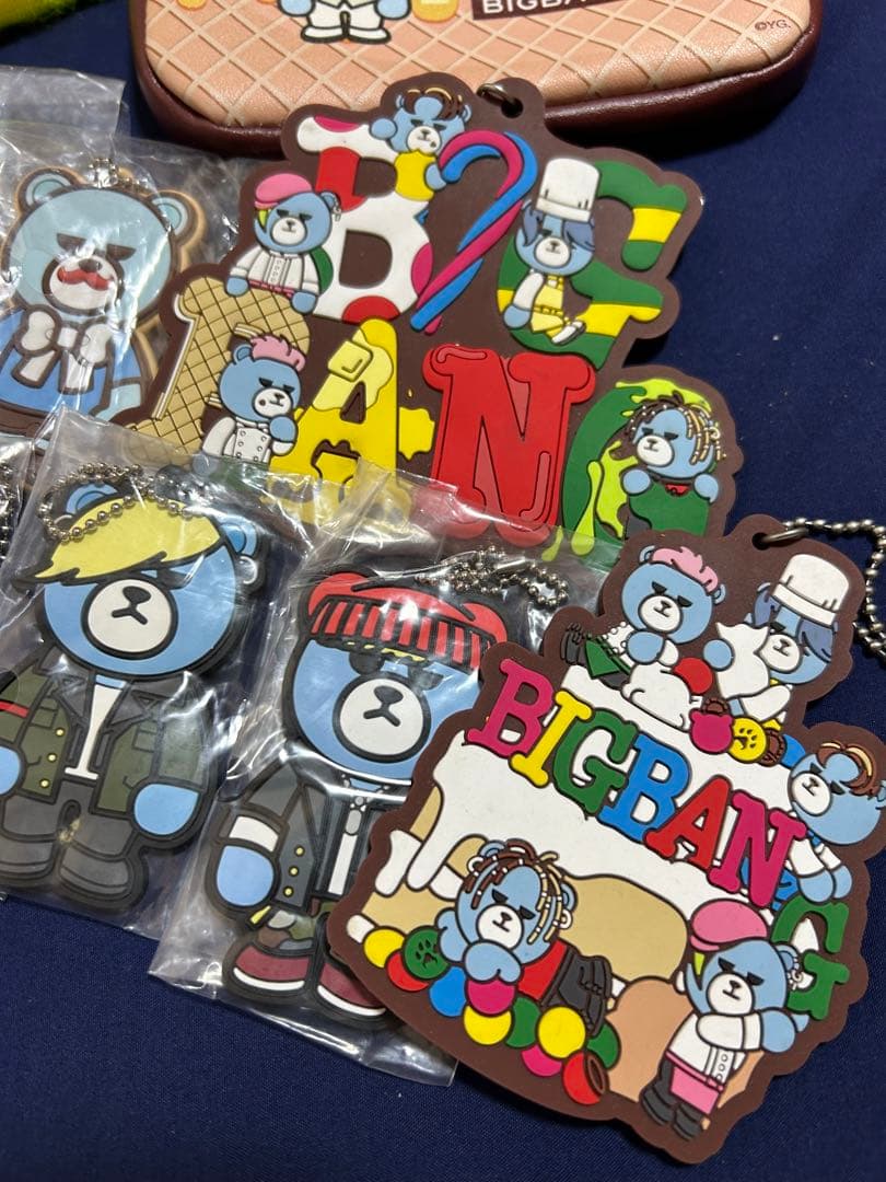 BIGBANG 色々詰め合わせ ストラップ ポーチ G-DRAGON ビーニー