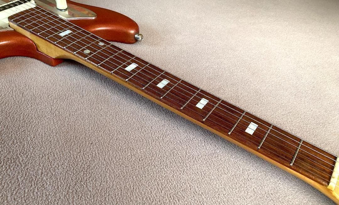 Guyatone LG-80T（1965年） レッド 貴重なオフセットの名品