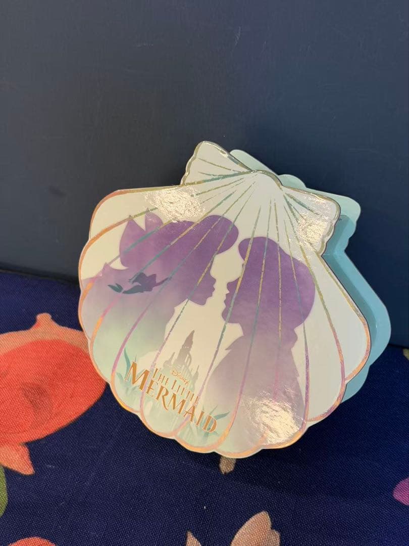 上海ディズニーランド正規品アリエルピンバッジアリエル30周年限数500
