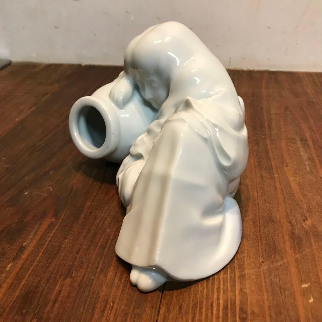 美品　陶器　慈山伯　猩々　白磁　置物　オブジェ　当時物　丁寧な作り
