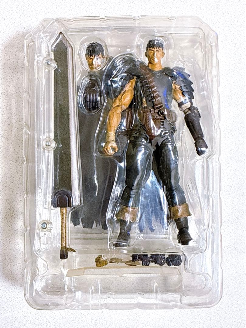 figma　ベルセルク　フィギュア　ガッツ