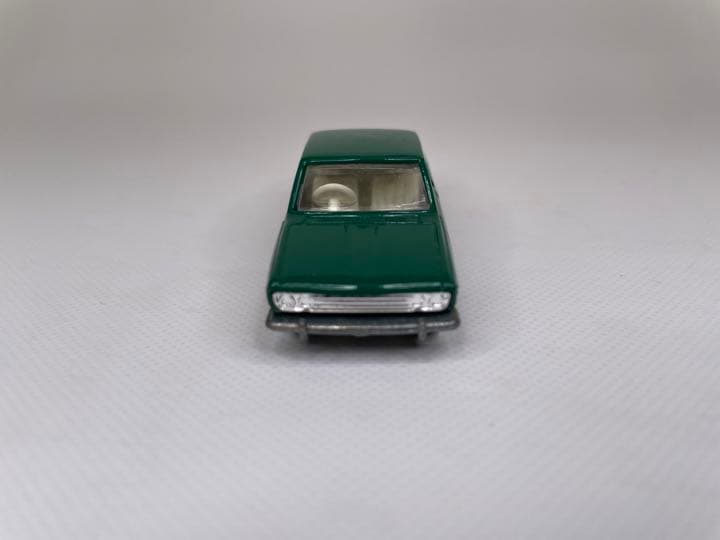 トミカ 1Aホイール ニッサン ニューブルーバードSSS 日本製