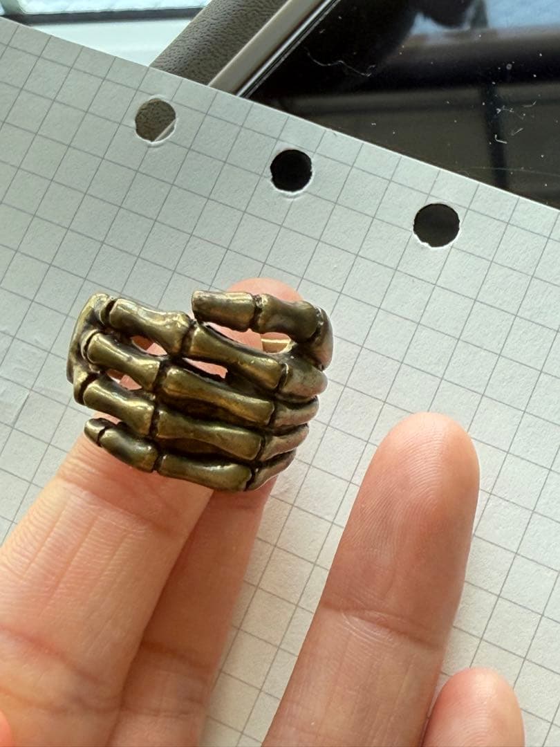 k18ブロンズ 骨の手 デザインリング