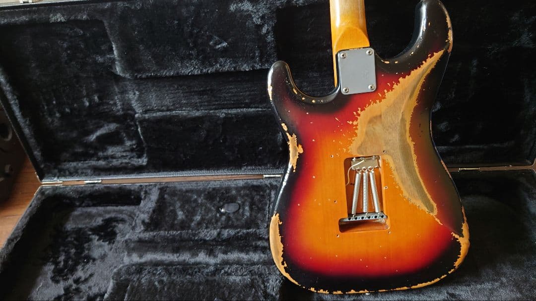 レリック加工ストラトキャスター