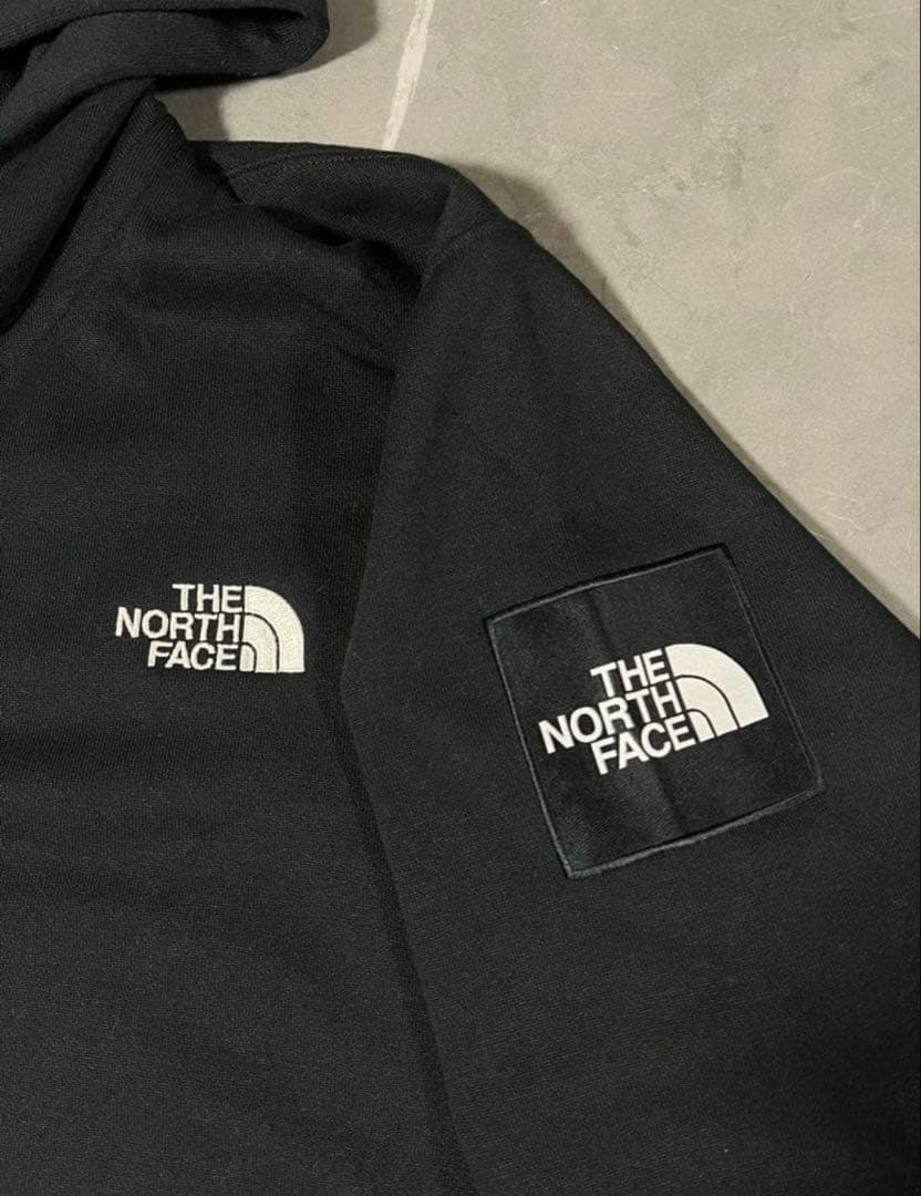 THE NORTH FACE パーカー　黒Ｌ