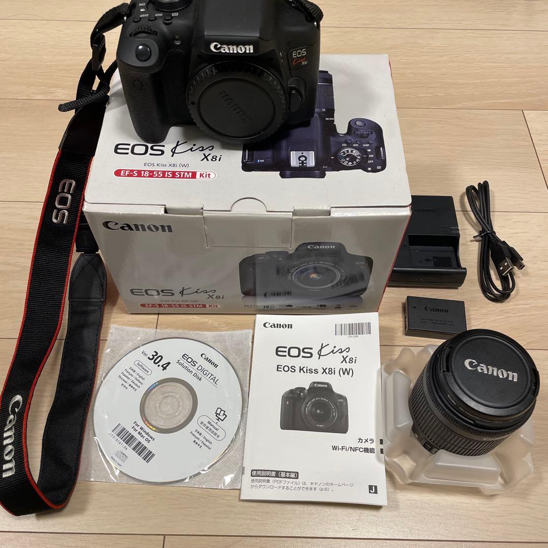 canon EOS Kiss x8i レンズキット