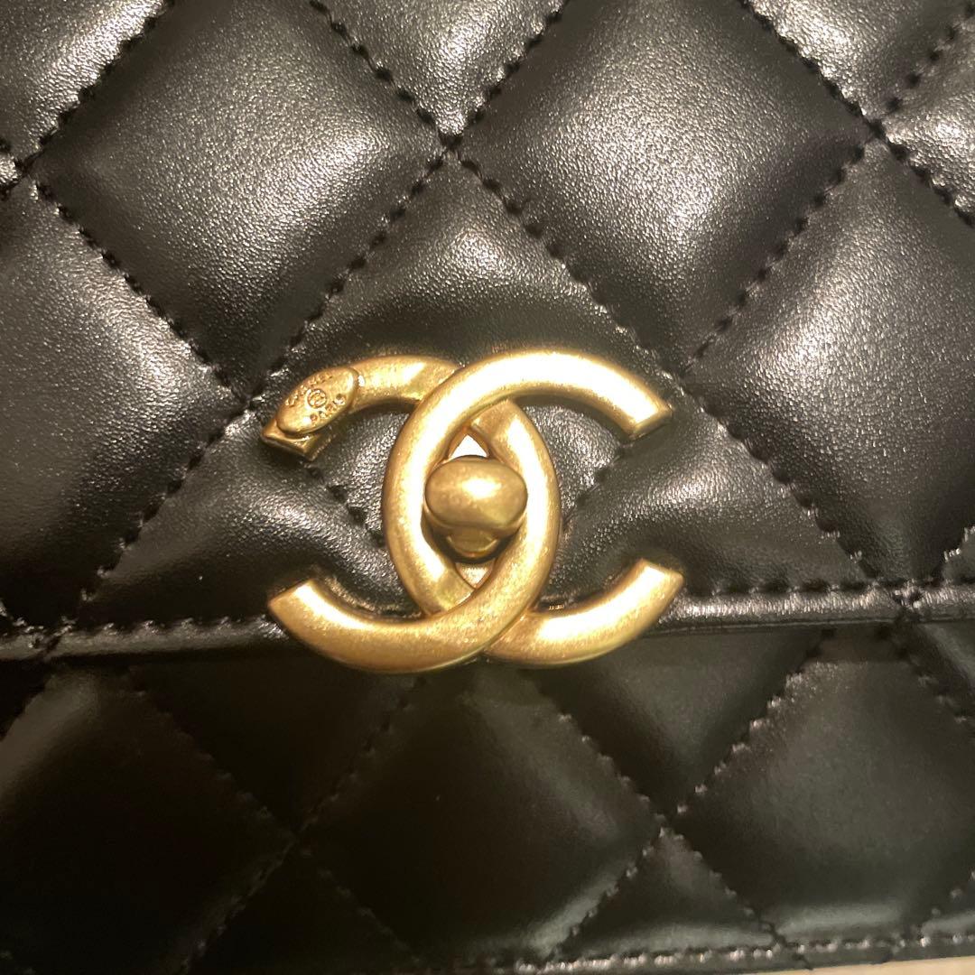 CHANEL ノベルティーブラック ショルダーバッグ キルティング