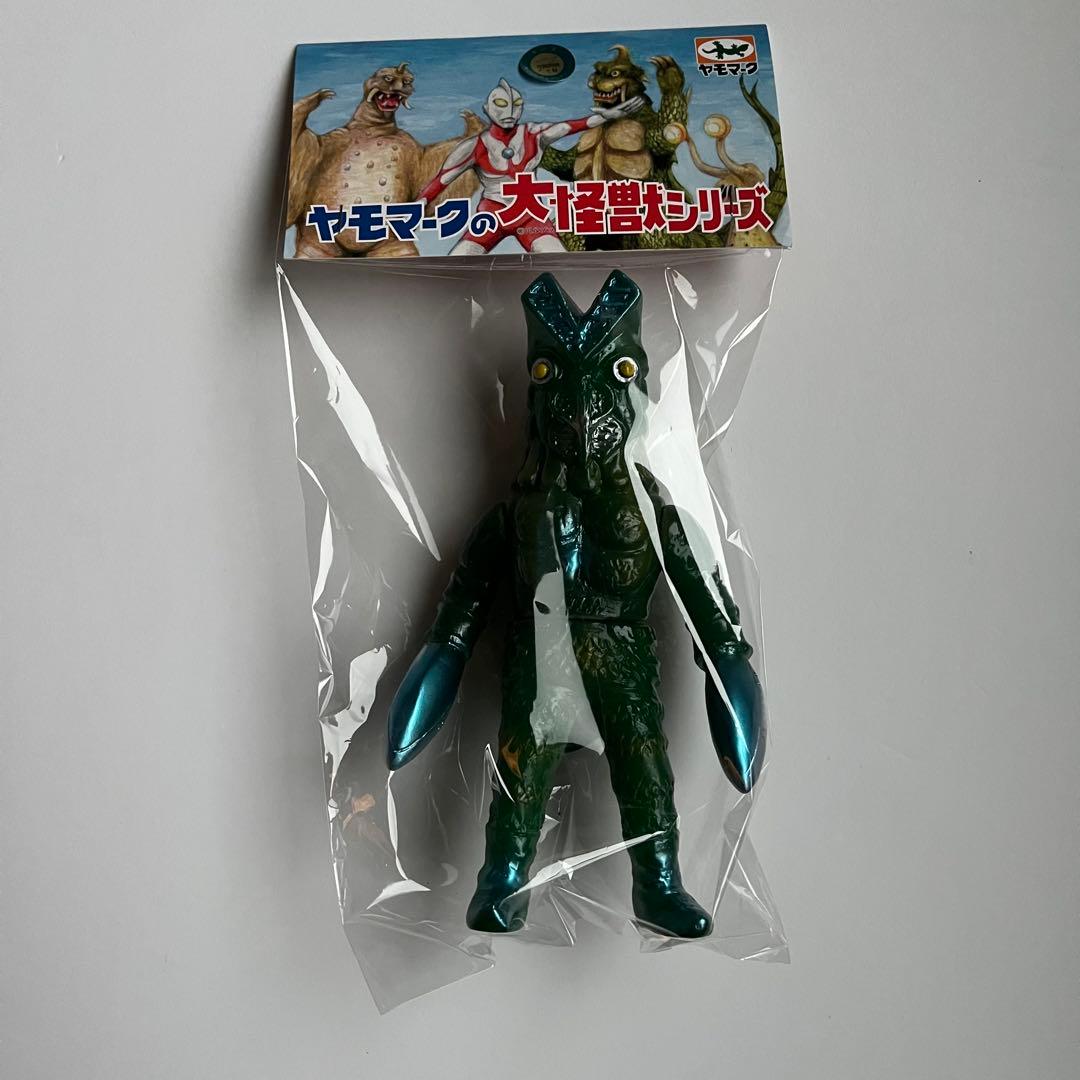 ヤモマーク ミドルサイズソフビ バルタン星人