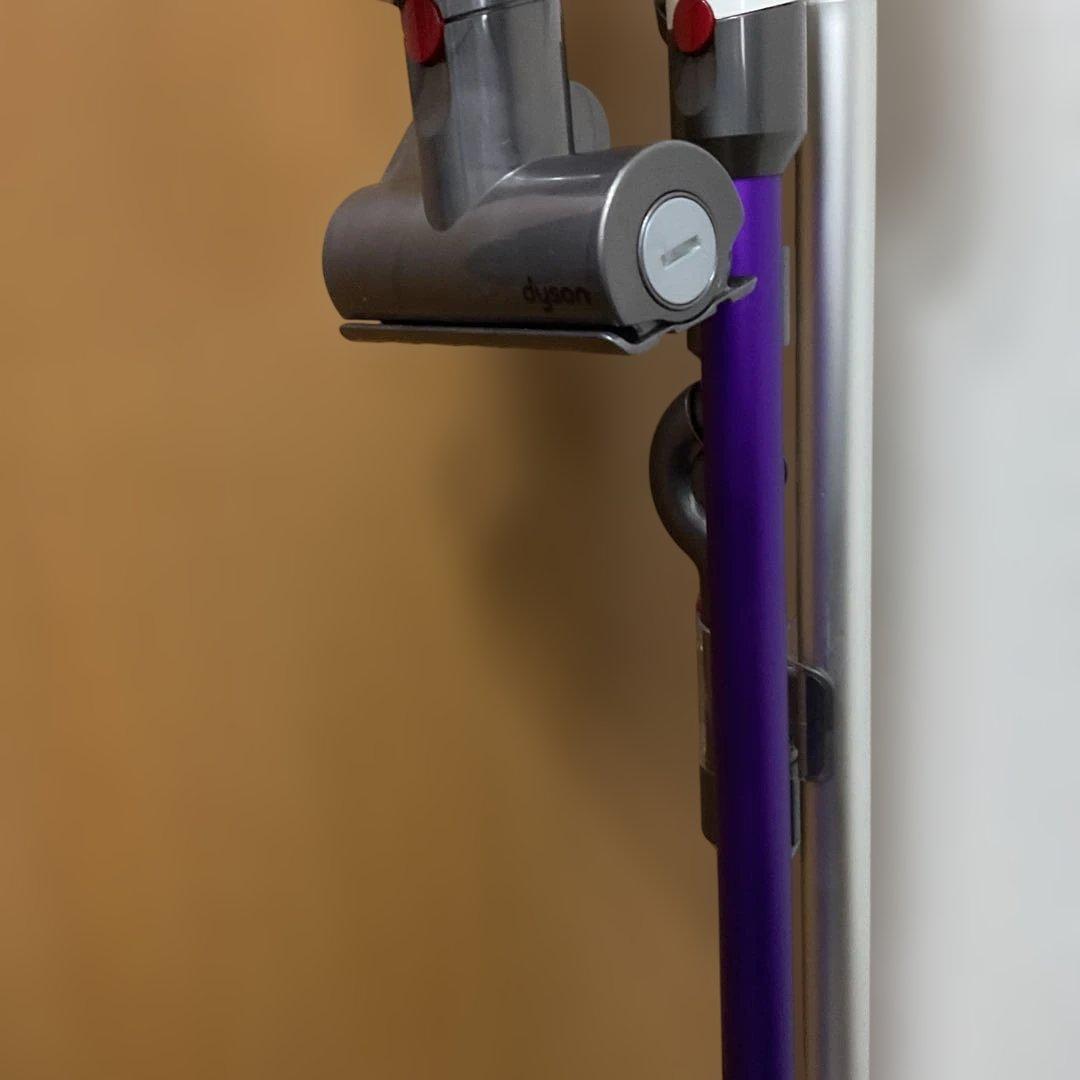 30.『美品』洗浄済Dyson Digital Slim Fluffy SV18