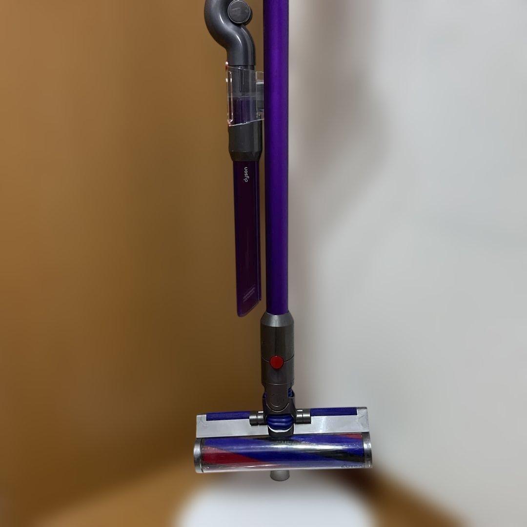 30.『美品』洗浄済Dyson Digital Slim Fluffy SV18