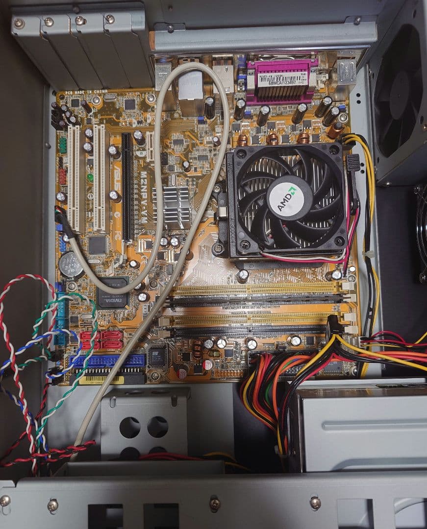 送料込み　WinDy 星野金属 スリムPCケース ALTIUM FC200