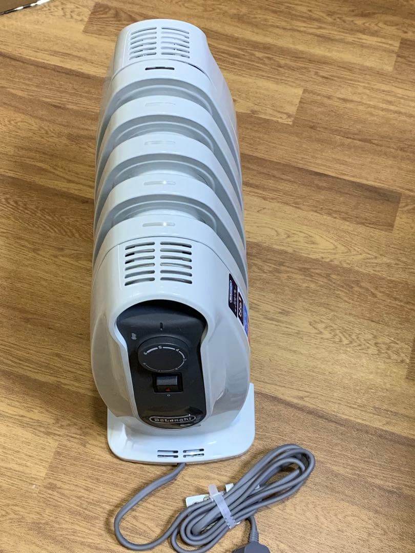 デロンギ オイルヒーター RHJ01A0505-DW