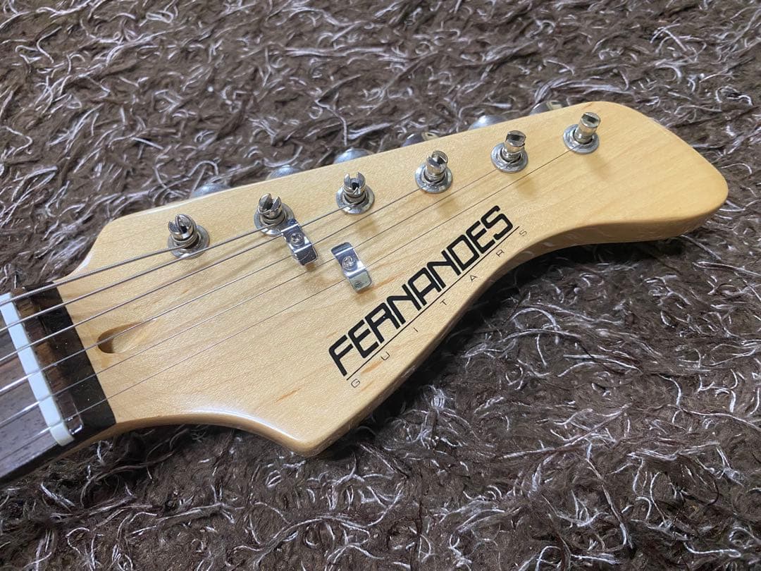 フェルナンデス　エレキギター
